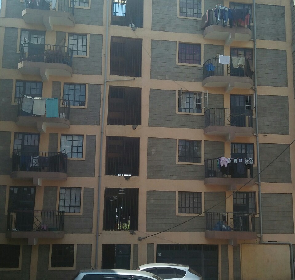 Dofra Solutions is selling a well built flat at Roysambu. The flat is fully occupied and located in a densely populated area. The property has 32 units which comprises of 7 units of two bedroom, 23 units of one bedroom and 2 bedsitters. It has a monthly rental income of ksh 470,500 and the selling price is ksh 50M. For more details and viewing of the property contact us on 0720658764 or send us an email to info@dofrasolutions.com